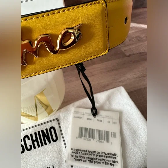 Authentic and Brand New Moschino Signature Script Logo Belt display picture 3